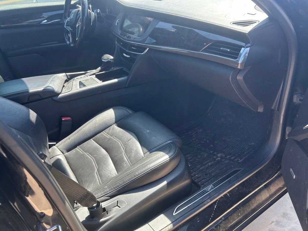 Used 2018 Cadillac CT6 Luxury image 12