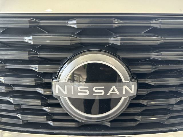Used 2022 Nissan Rogue SV w/ SV Premium Package AWD/4WD image 10