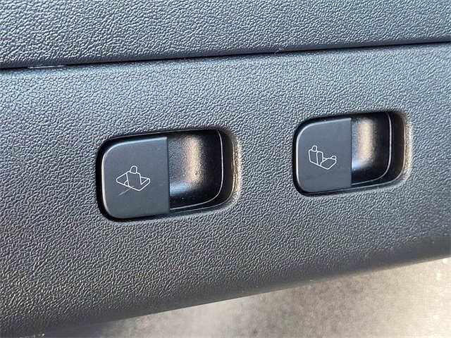 Used 2020 Tesla Model Y Performance image 33