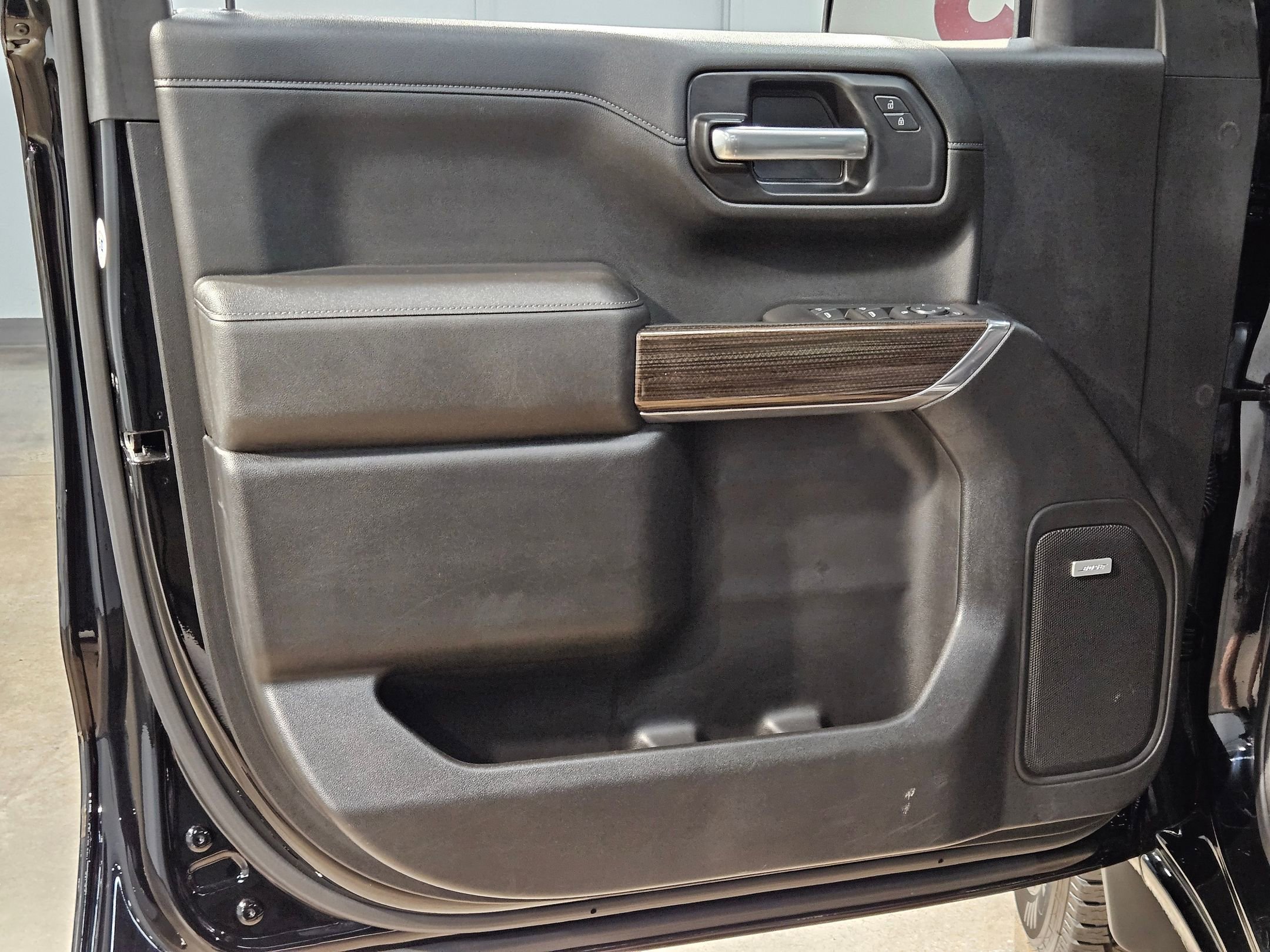 Used 2021 Chevrolet Silverado 1500 LT Trail Boss w/ Convenience Package II image 20