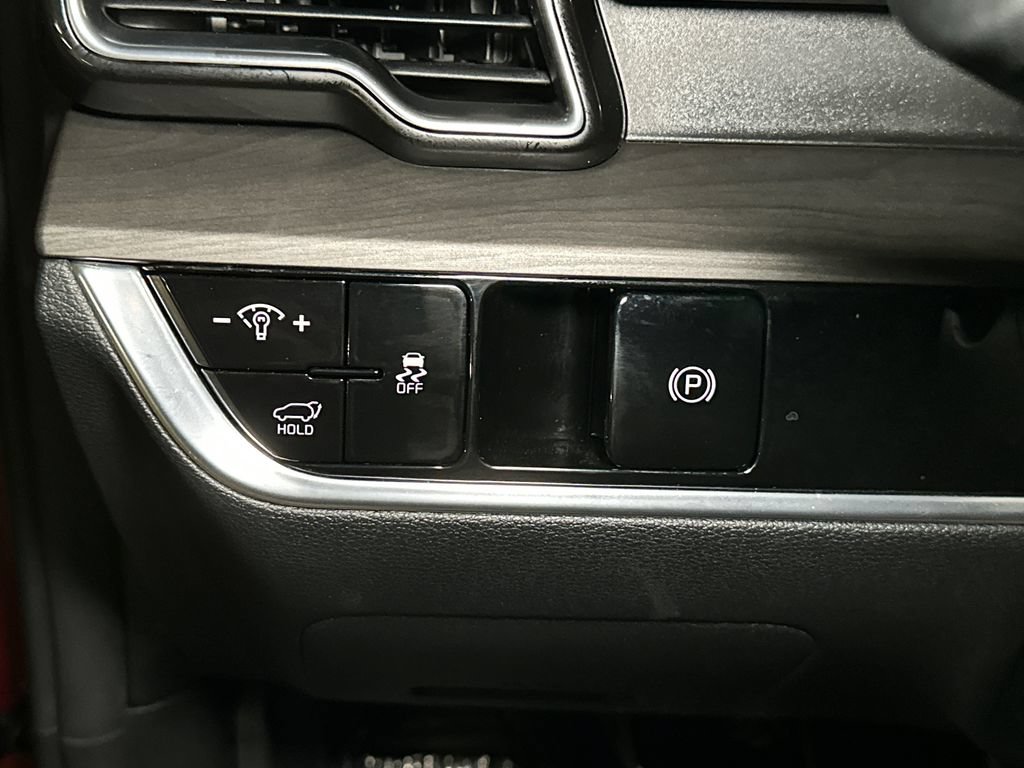 Certified 2023 Kia Sportage X-Line w/ X-Line Premium Package AWD/4WD image 23