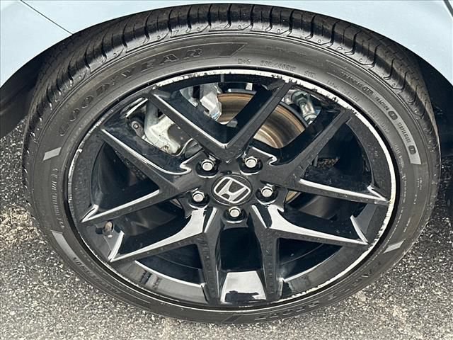 Used 2023 Honda Civic Sport image 32