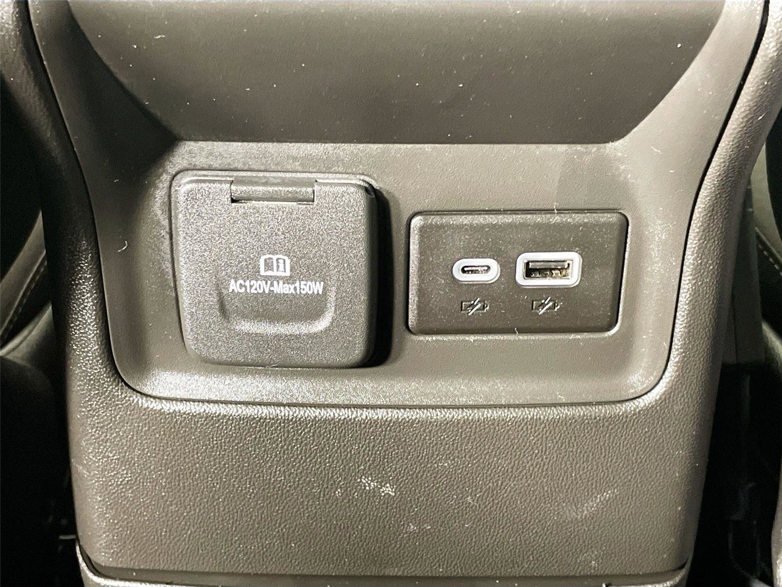 Used 2023 GMC Acadia SLE w/ Driver Convenience Package image 24