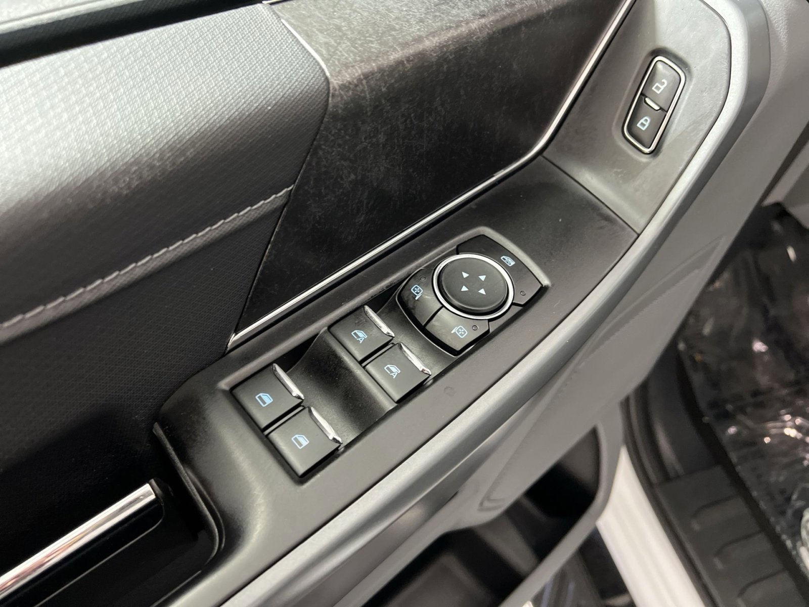 Certified 2022 Ford F150 XLT w/ Equipment Group 302A High image 15