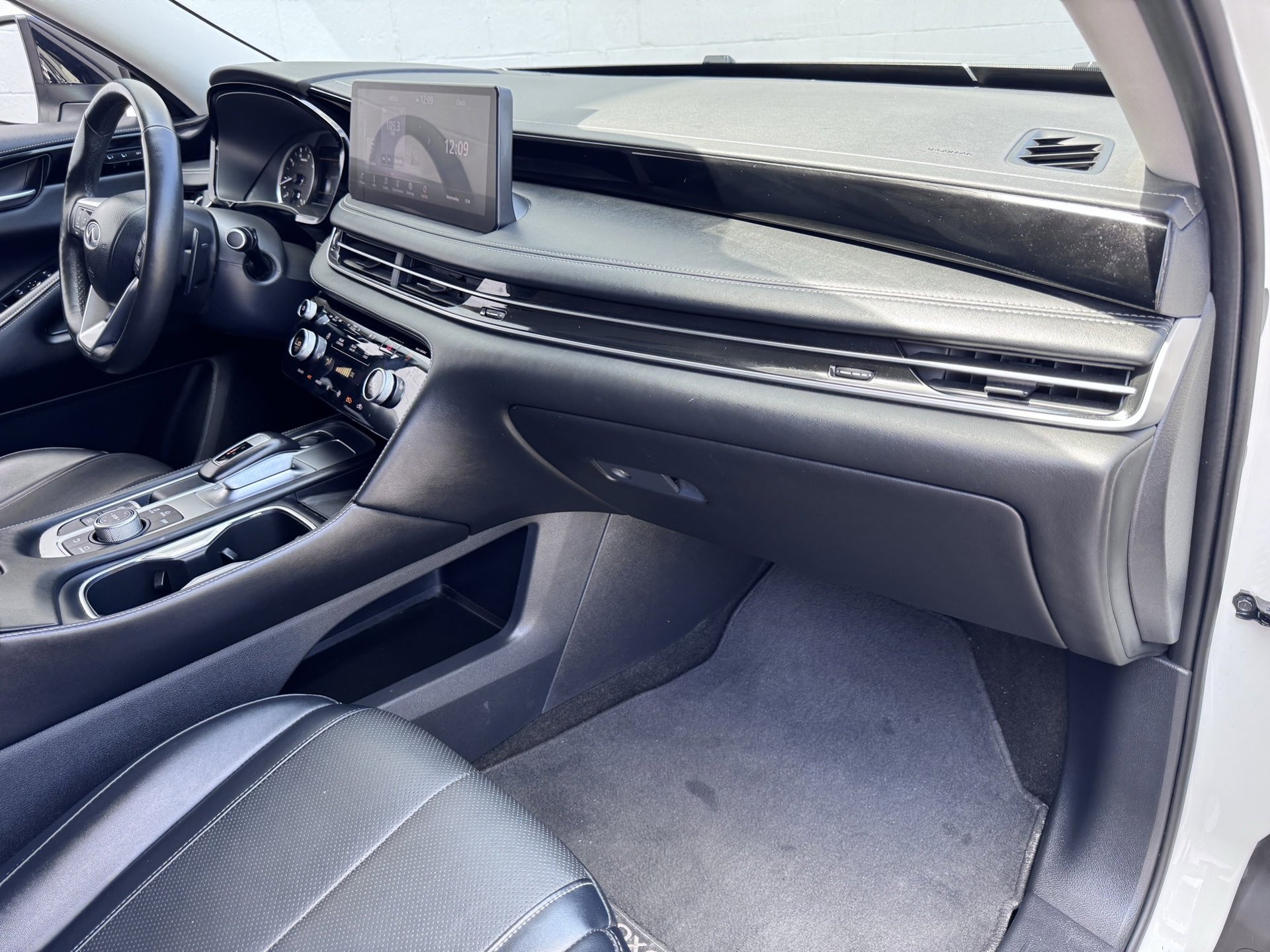 Used 2024 INFINITI QX60 Pure image 8