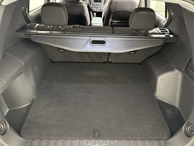 Used 2023 Chevrolet Equinox LT w/ Driver Convenience Package image 17
