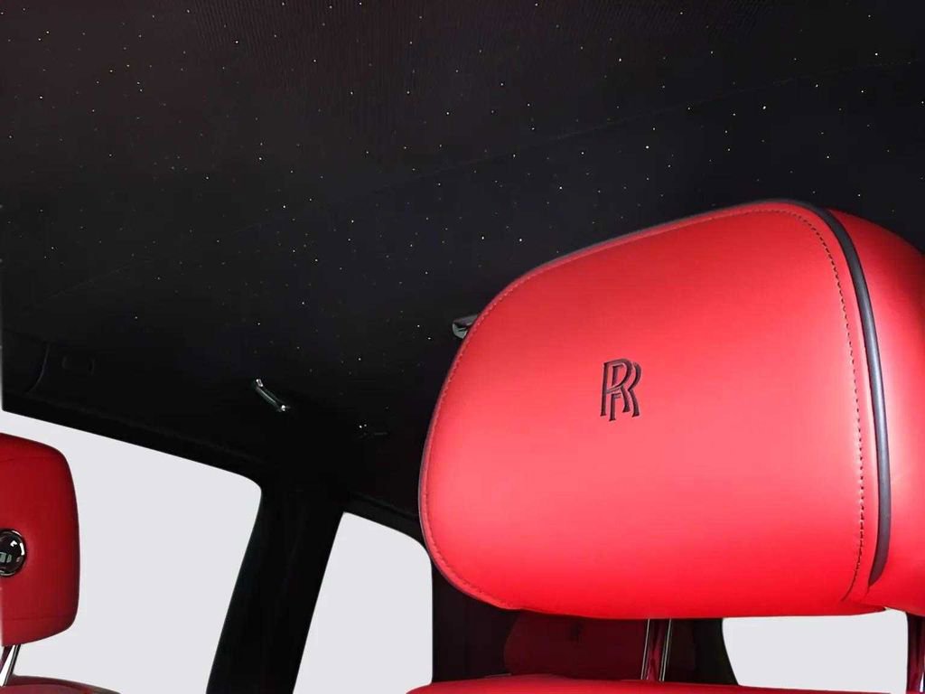 Certified 2021 Rolls-Royce Cullinan image 18