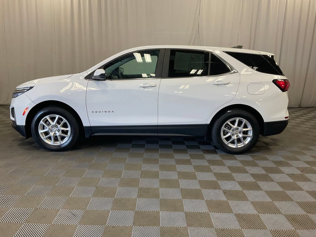 Used 2023 Chevrolet Equinox LT w/ Driver Convenience Package AWD/4WD image 14