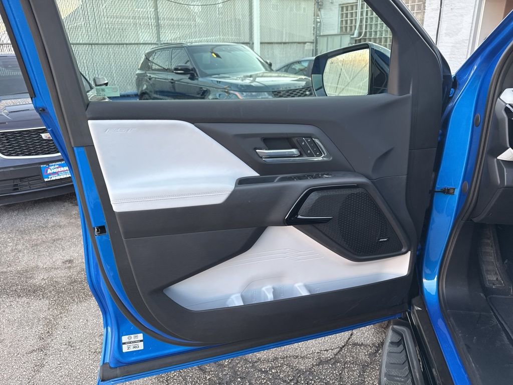 Used 2025 Chevrolet Silverado EV RST image 16