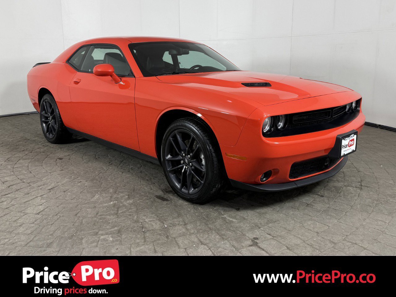 Used 2023 Dodge Challenger SXT w/ Plus Package image 1