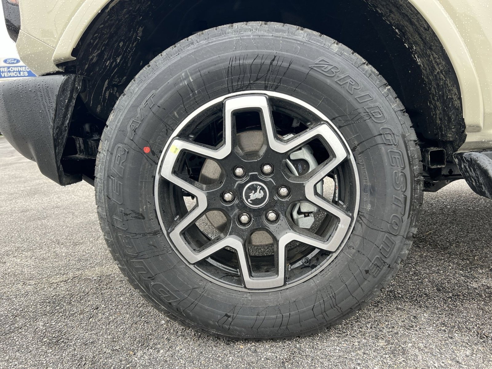 New 2026 Ford Bronco Outer Banks AWD/4WD image 12