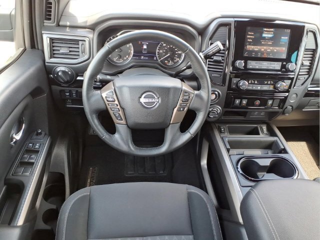 Used 2024 Nissan Titan SV w/ SV Bronze Edition Package AWD/4WD image 17