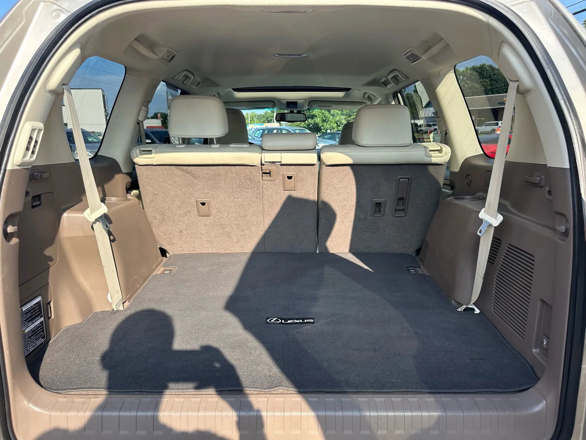 Used 2011 Lexus GX 460 image 21