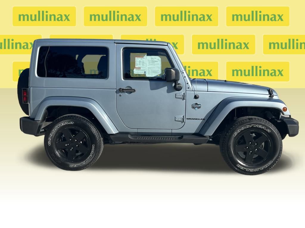 Used 2012 Jeep Wrangler Sahara video 2