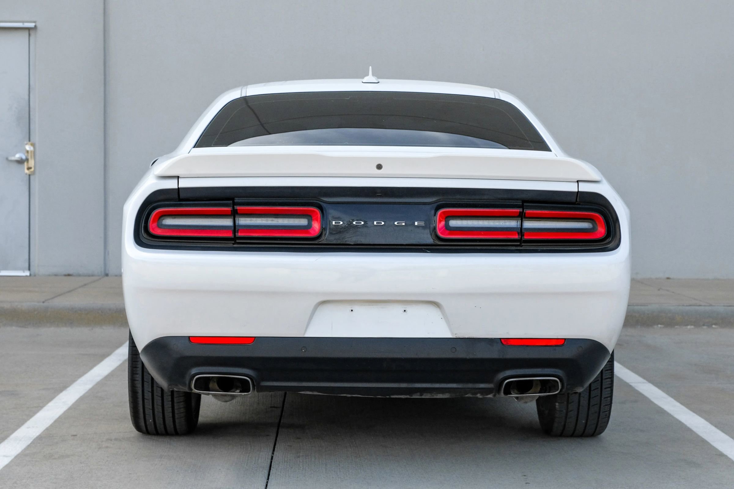 Used 2016 Dodge Challenger SXT Plus image 8