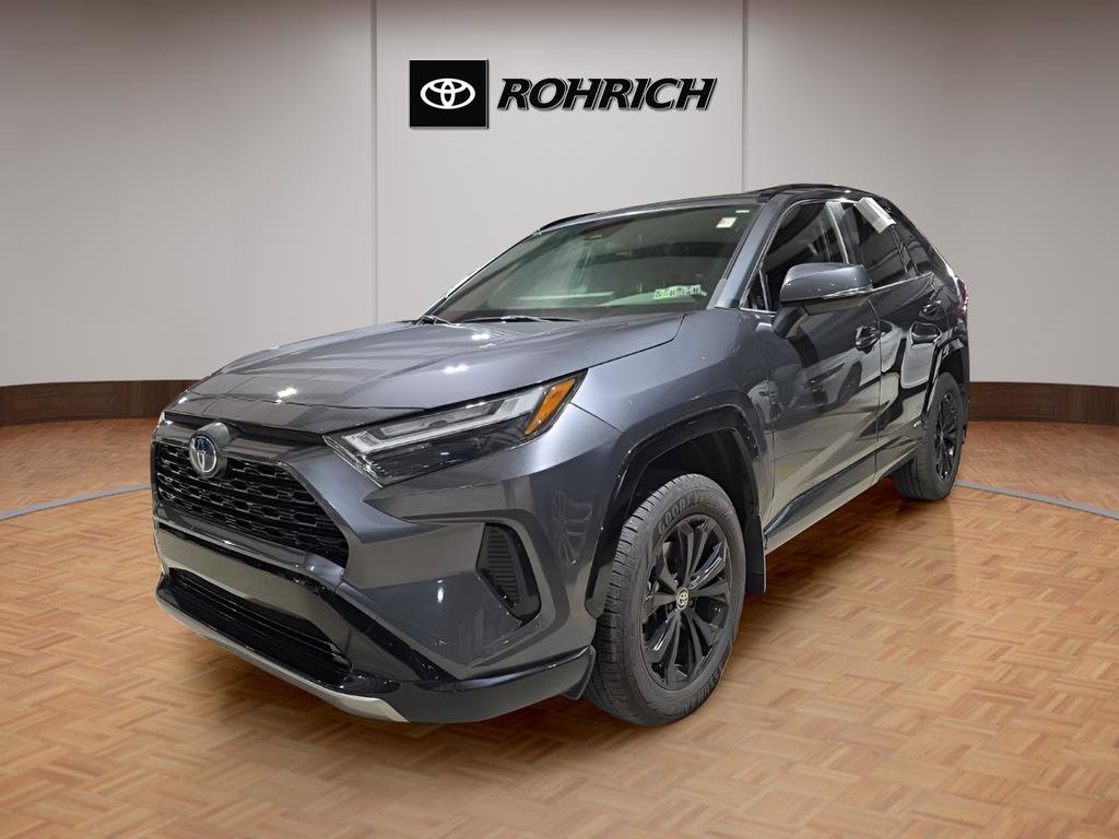 Used 2022 Toyota RAV4 SE
