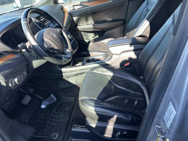 Used 2017 Lincoln MKC Reserve w/ Lincoln MKC Climate Package image 7