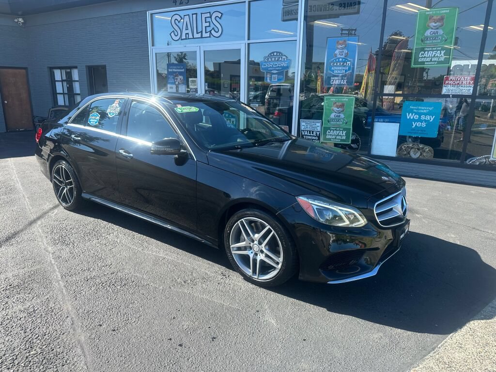 Used 2014 Mercedes-Benz E 550 4MATIC Sedan image 3