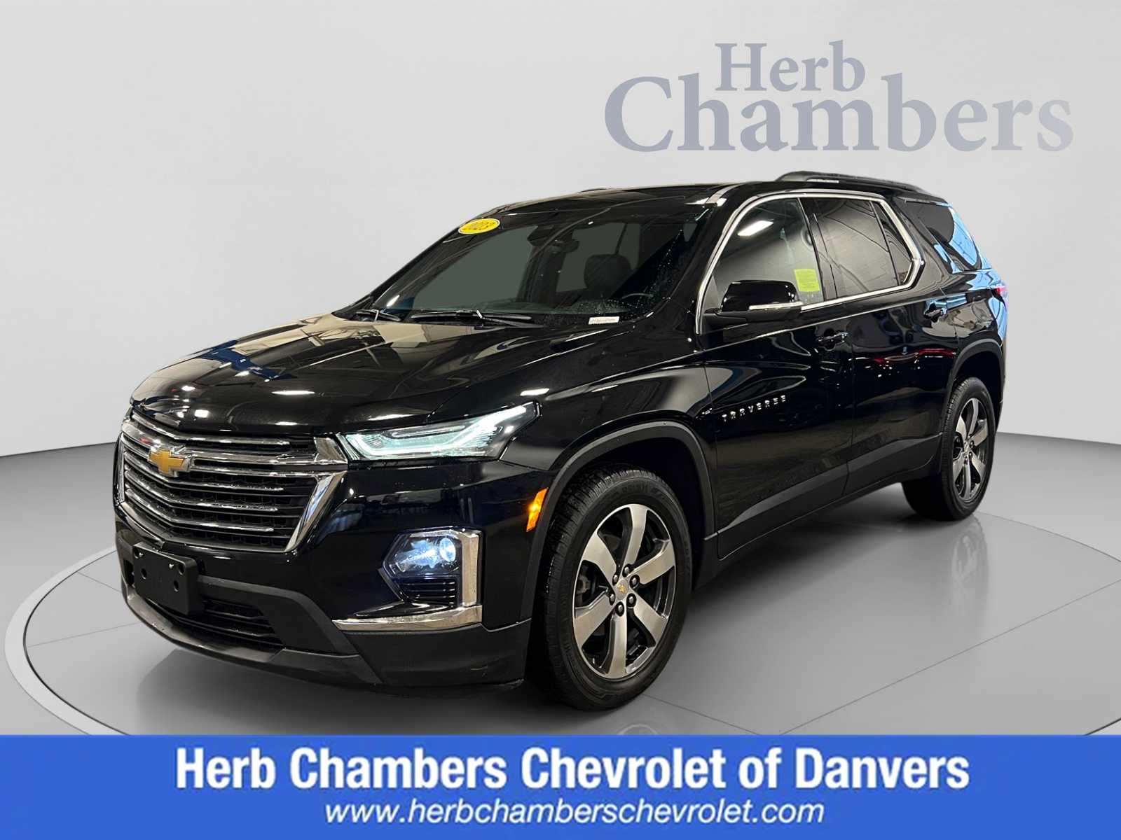 Used 2023 Chevrolet Traverse LT w/ LT Premium Package