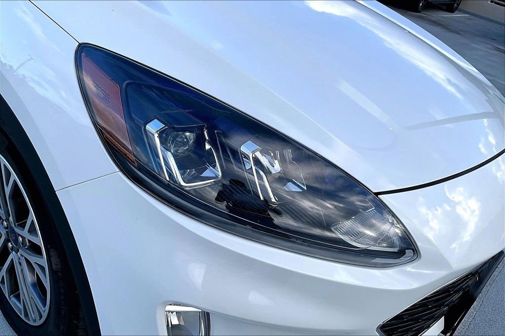 Used 2021 Ford Escape SEL w/ Technology Package image 32