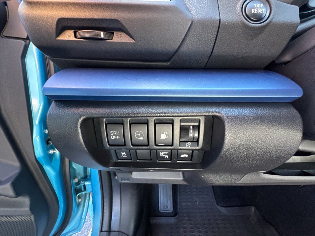 Used 2023 Subaru Crosstrek Hybrid w/ Moonroof Package w/Navigation AWD/4WD image 19
