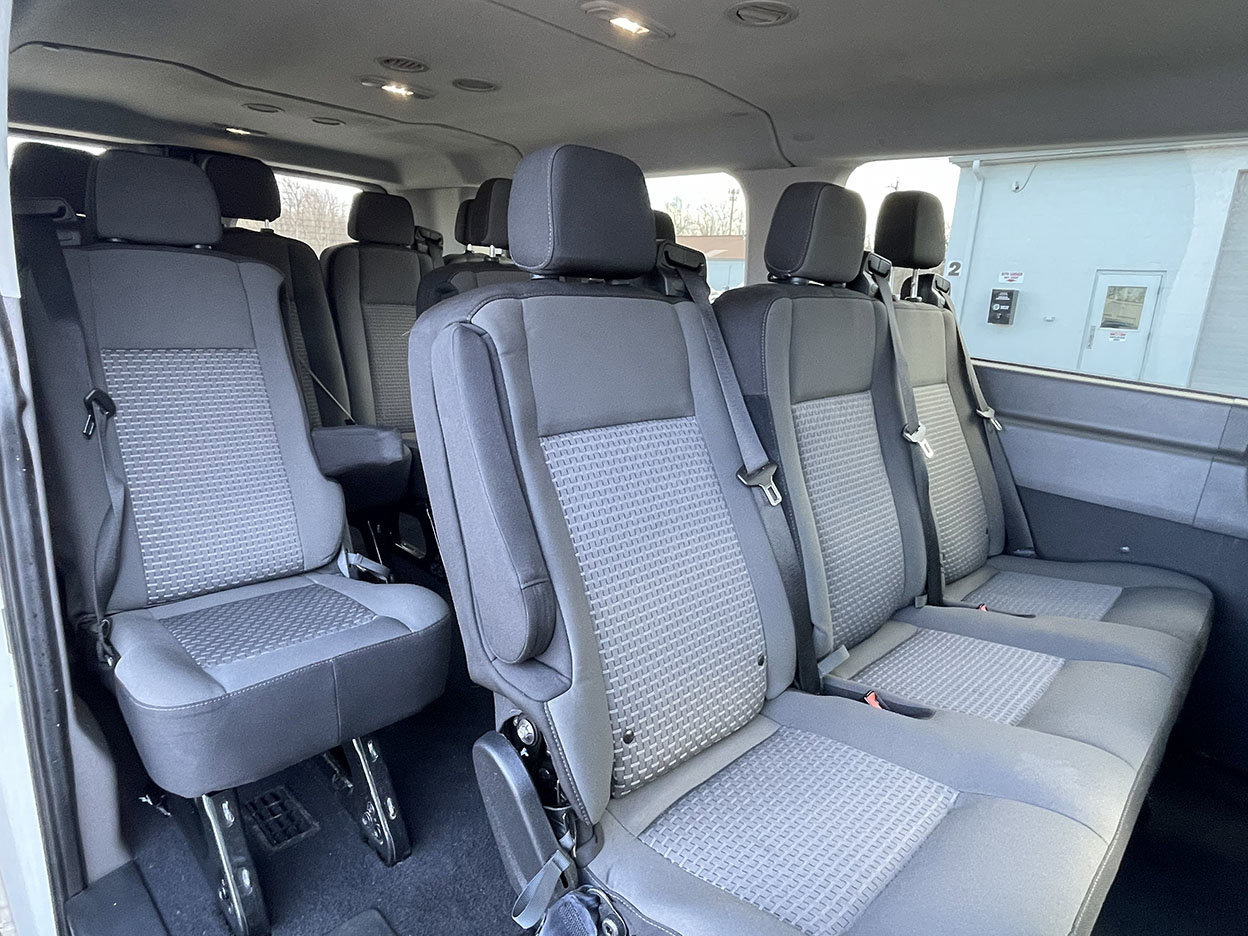 Used 2024 Ford Transit 350 XLT image 17