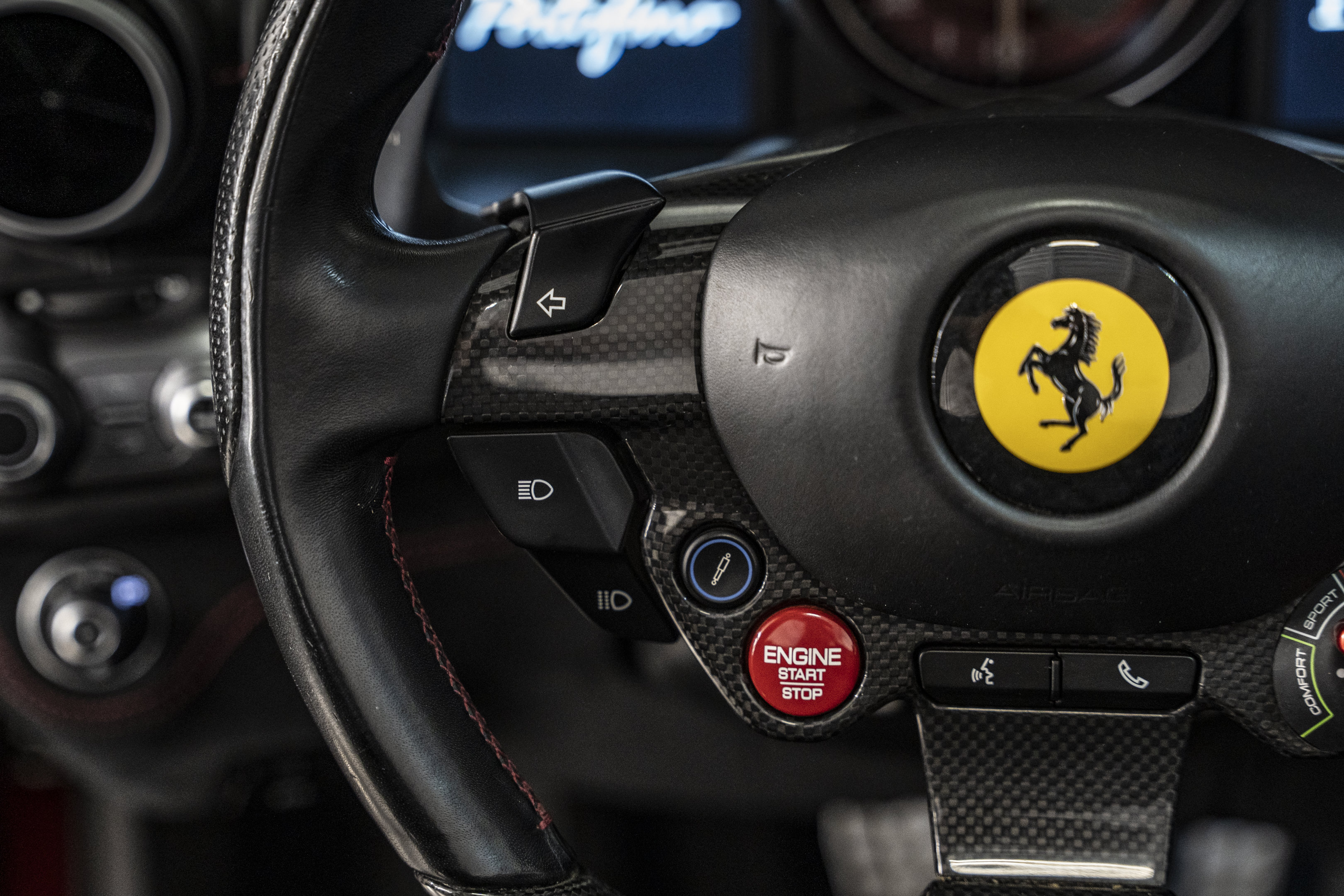 Used 2019 Ferrari Portofino RWD image 28