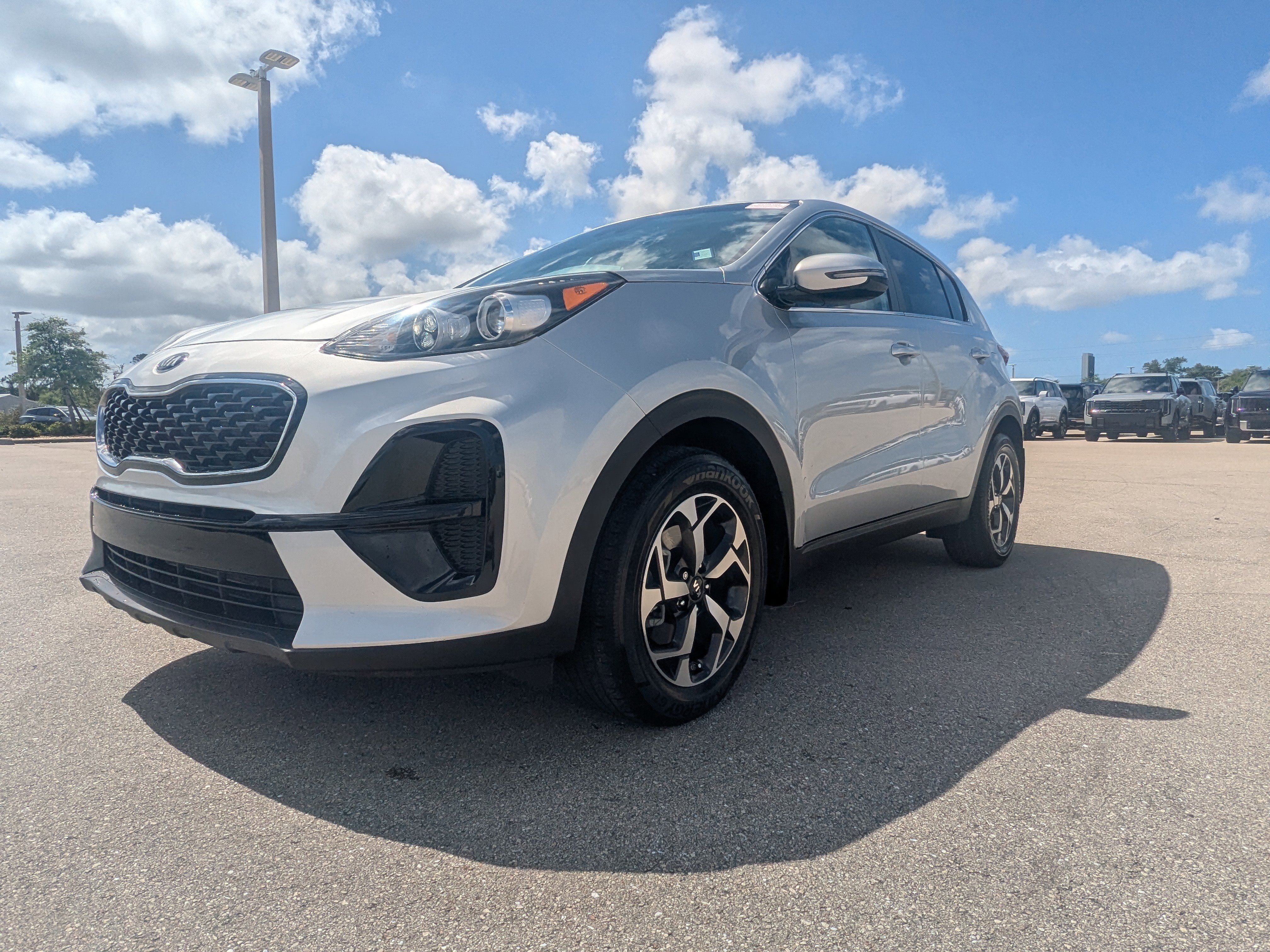 Certified 2020 Kia Sportage LX w/ LX Popular Package image 9