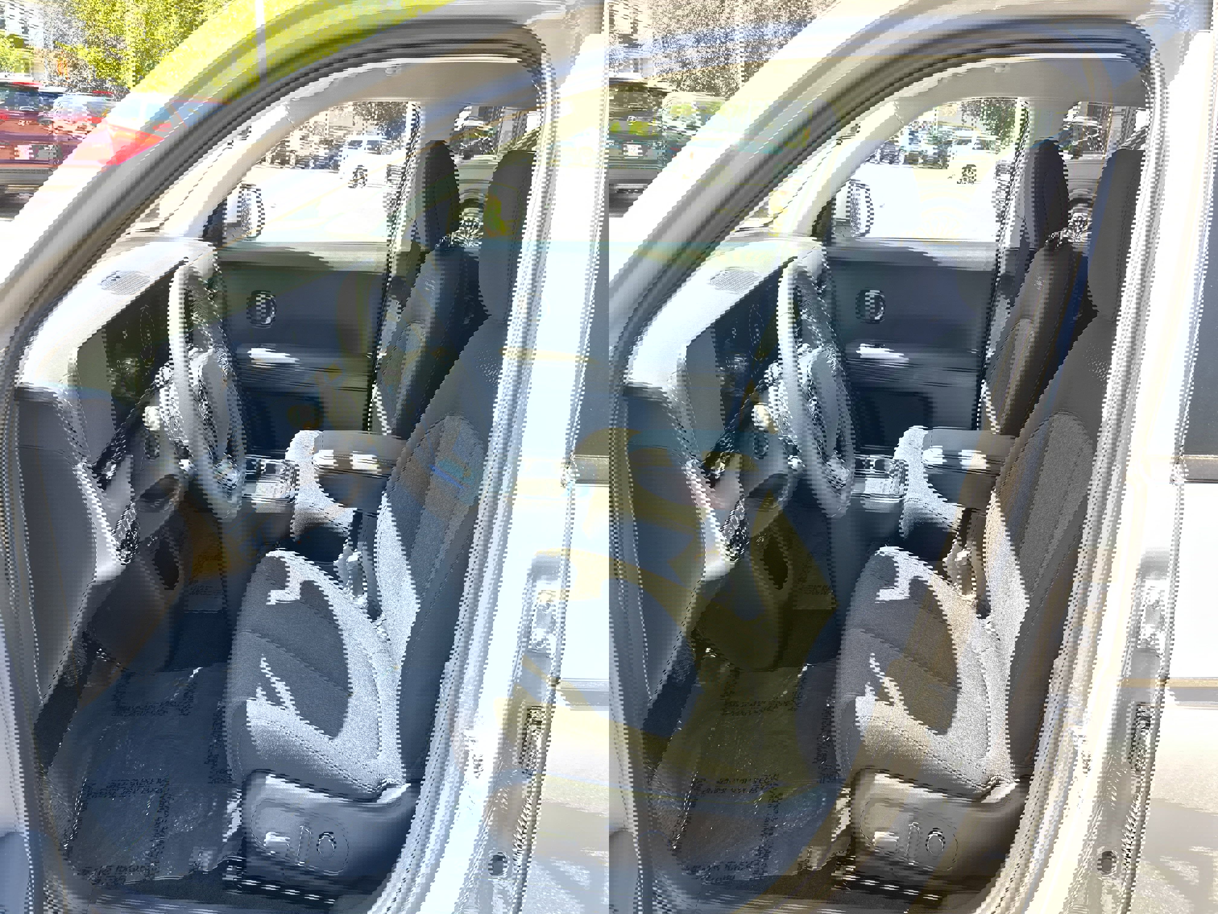 New 2025 Hyundai Ioniq 5 SE image 14