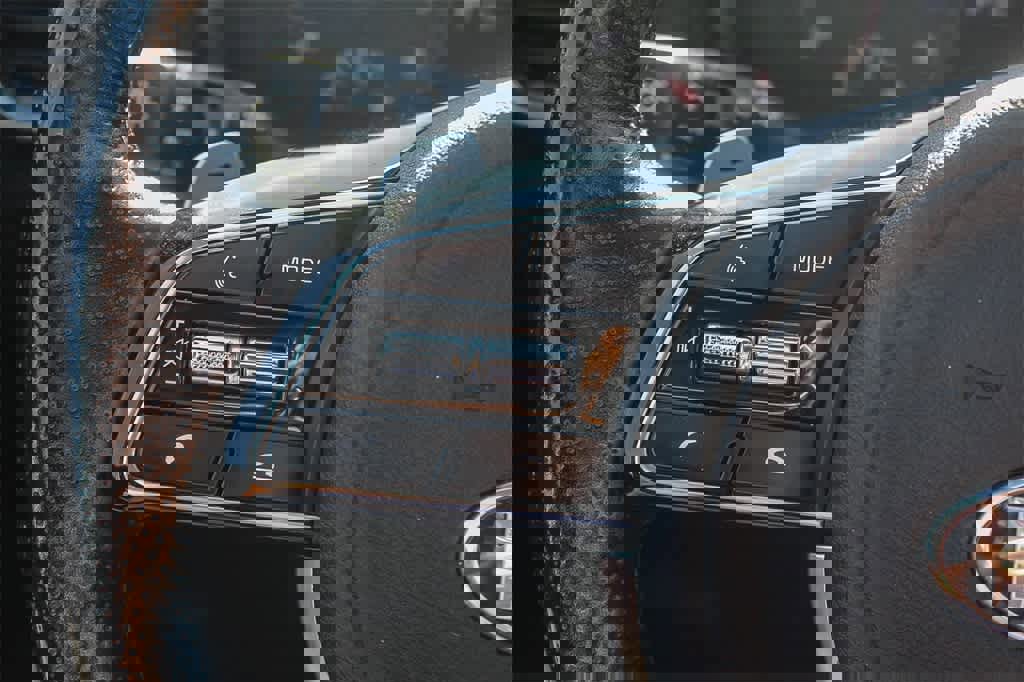 Used 2020 Kia Sportage SX image 33