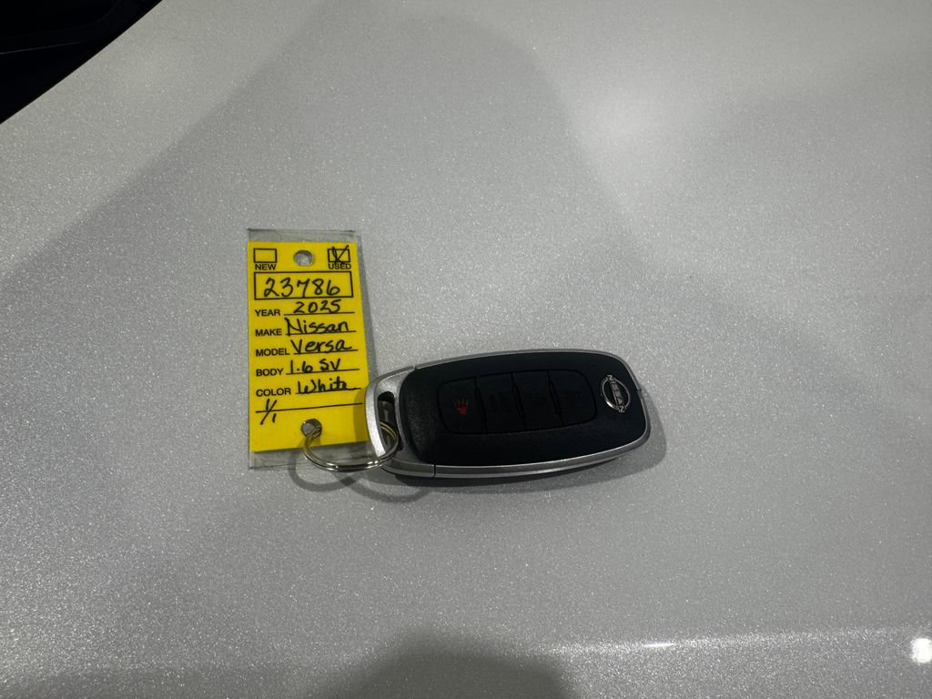 Used 2025 Nissan Versa SV w/ Trunk Package image 40