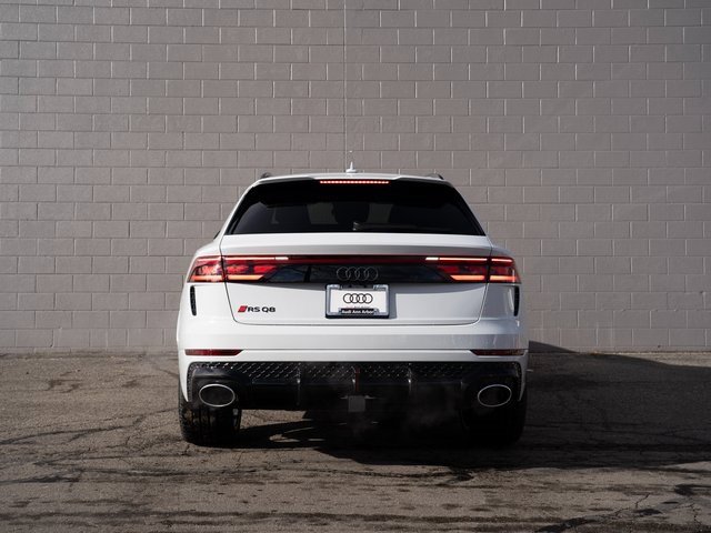 New 2025 Audi RS Q8 performance image 5