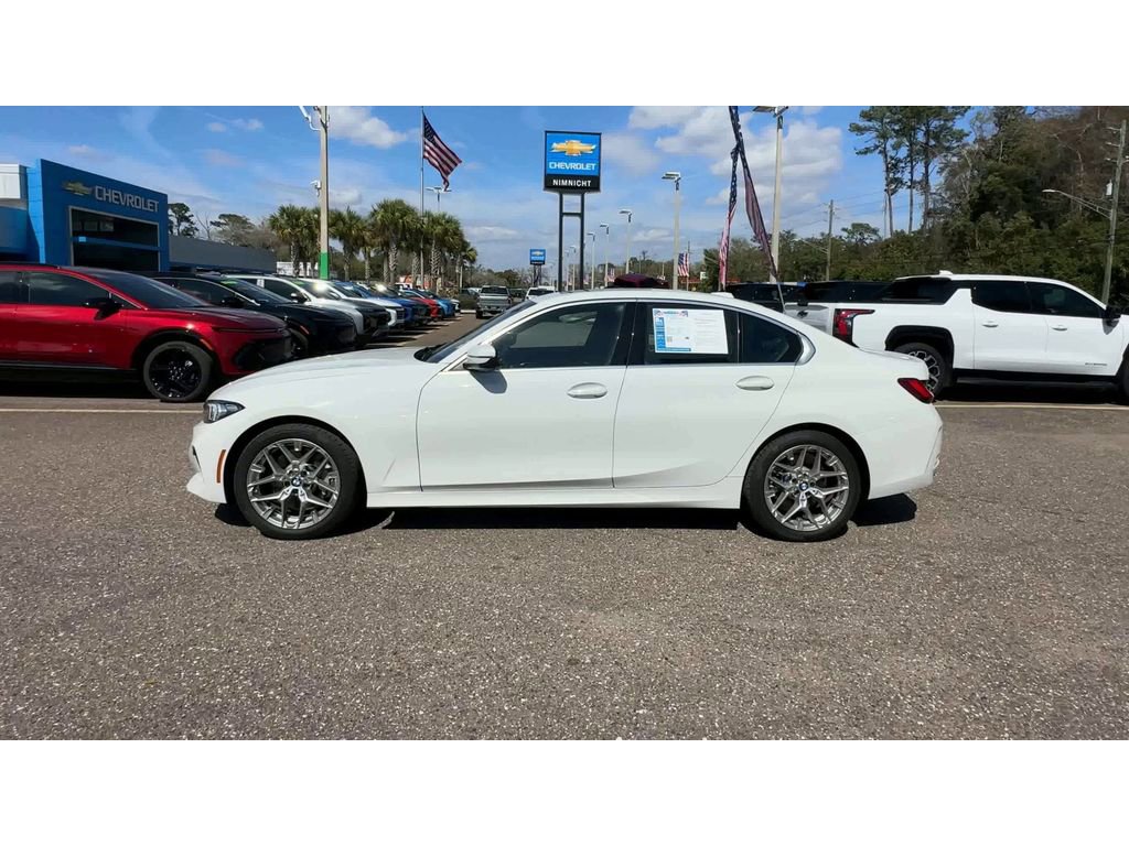 Used 2025 BMW 330i Sedan image 5