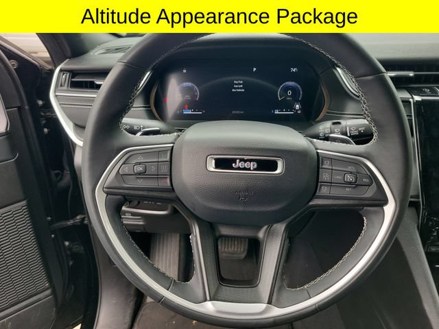 Certified 2023 Jeep Grand Cherokee L Laredo AWD/4WD image 10