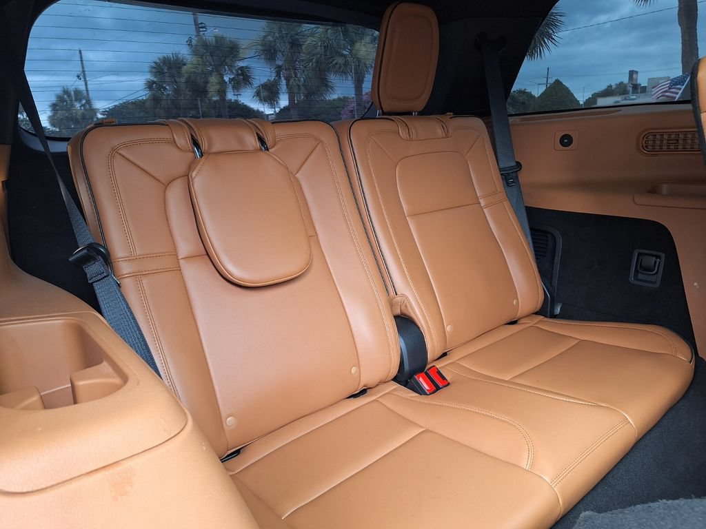 Used 2025 Lincoln Aviator Black Label w/ Jet Appearance Package AWD/4WD image 34