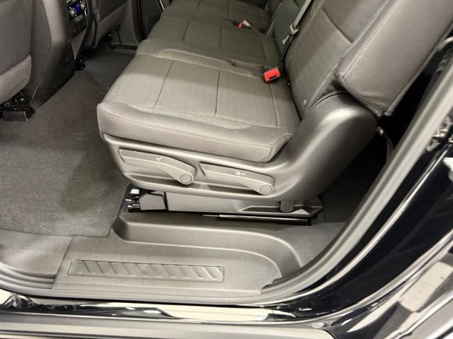 New 2026 Chevrolet Suburban LS w/ Max Trailering Package AWD/4WD image 19