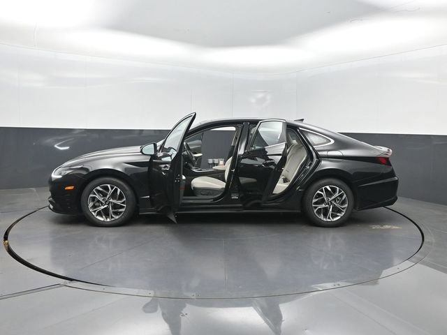 Used 2022 Hyundai Sonata SEL w/ Convenience Package FWD image 36