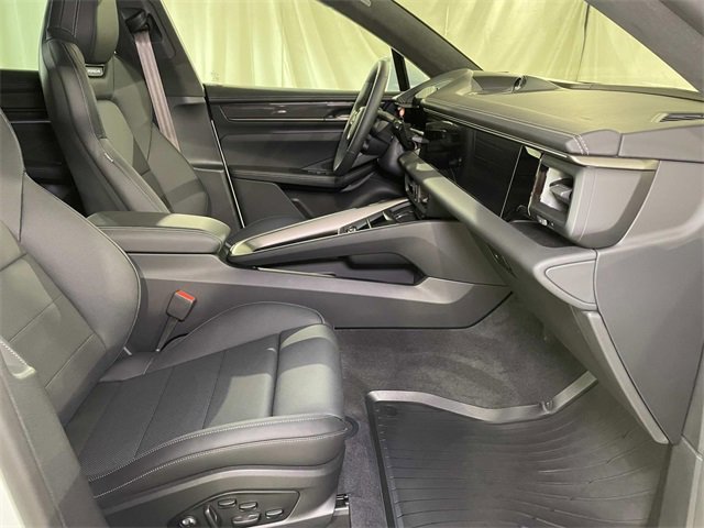 New 2025 Porsche Macan Turbo Electric image 23