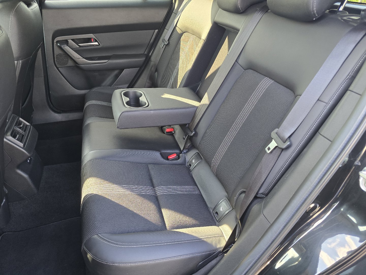 Used 2025 MAZDA CX-50 AWD 2.5 S w/ Preferred Package image 34