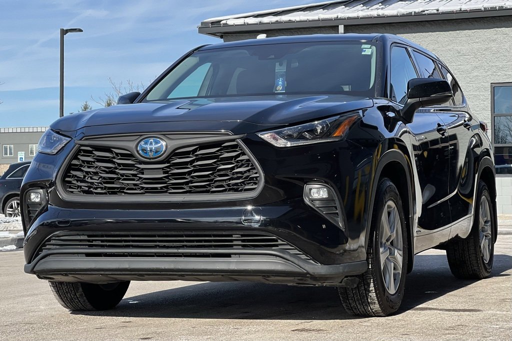 Used 2021 Toyota Highlander LE image 14