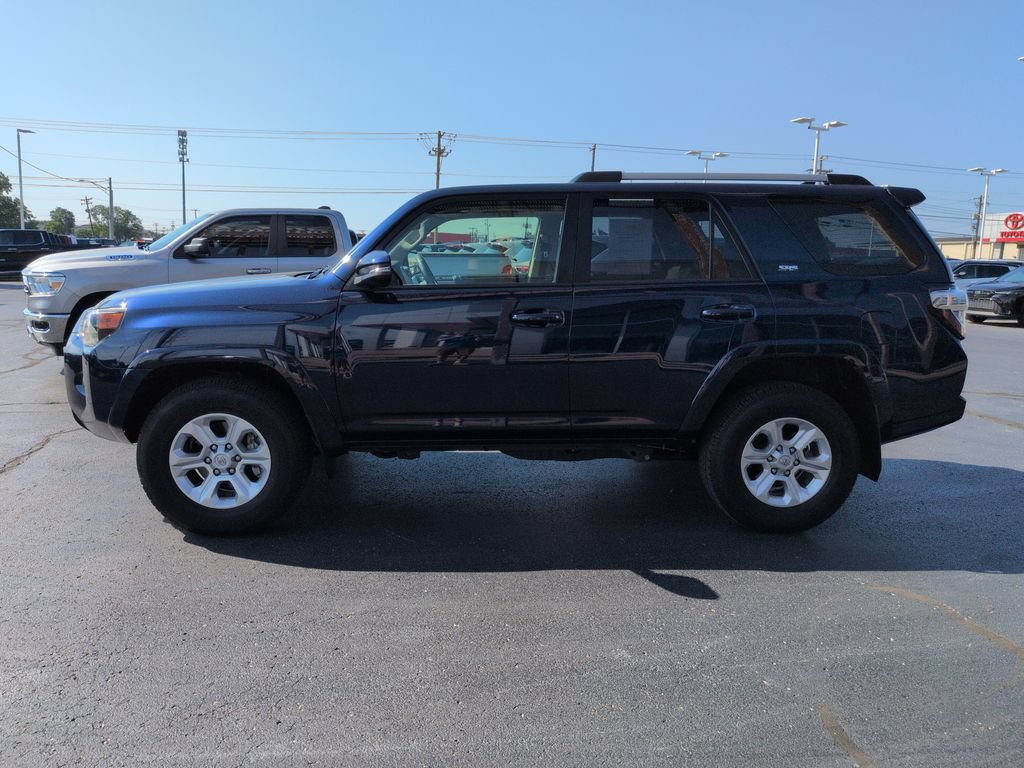Certified 2024 Toyota 4Runner SR5 Premium w/ Moonroof Package AWD/4WD image 2