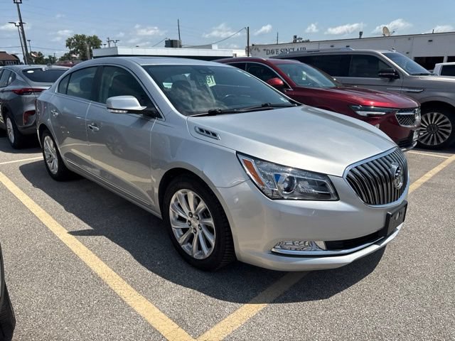 Used 2016 Buick LaCrosse Leather w/ Experience Buick Package FWD image 5
