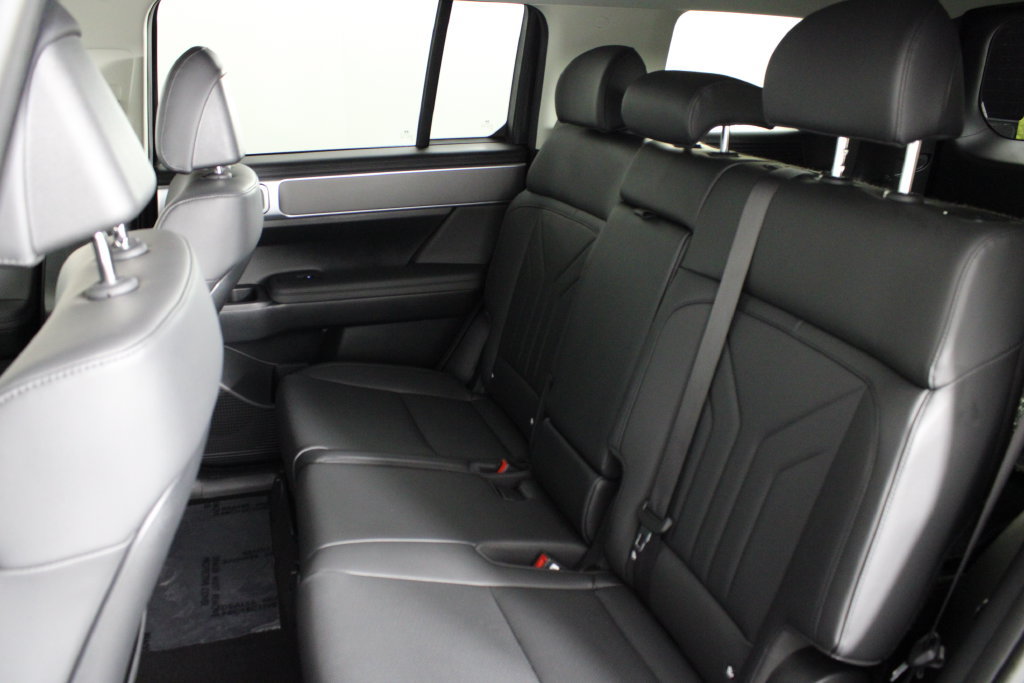 Used 2026 Hyundai Santa Fe SEL FWD image 22