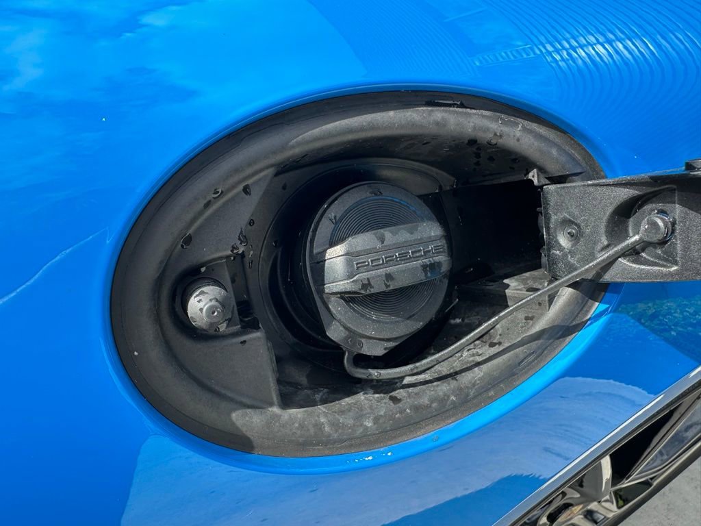 Used 2025 Porsche 718 Cayman image 70