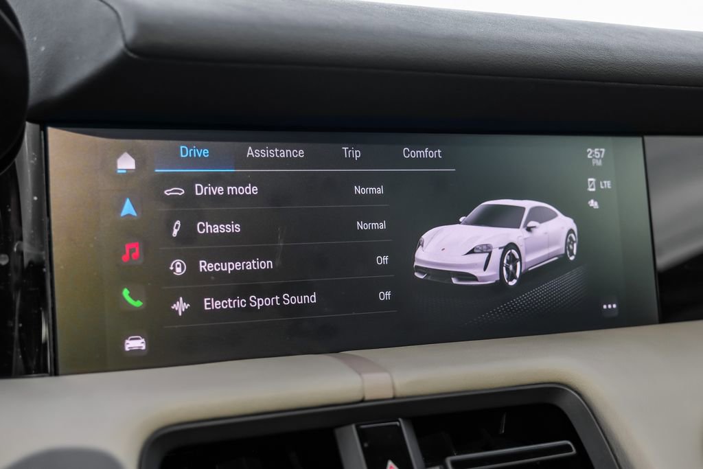 Used 2022 Porsche Taycan image 25