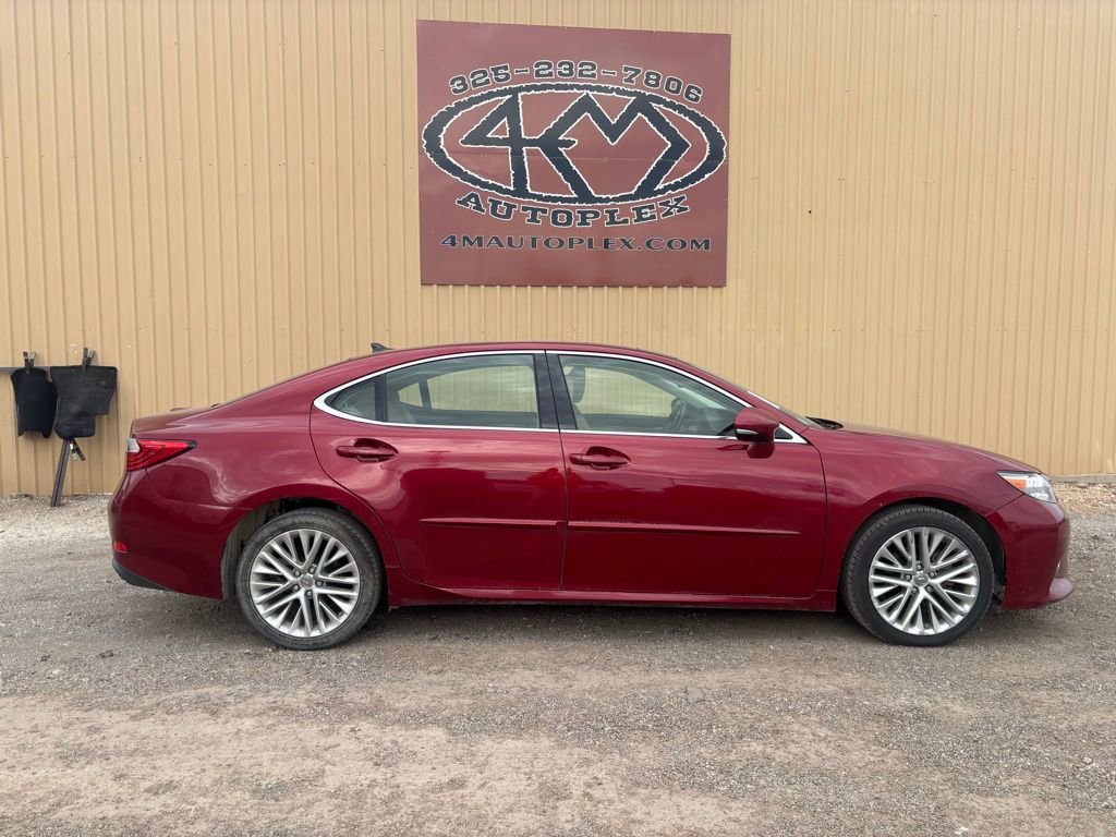 Used 2015 Lexus ES 350 w/ Ultra Luxury Package image 8