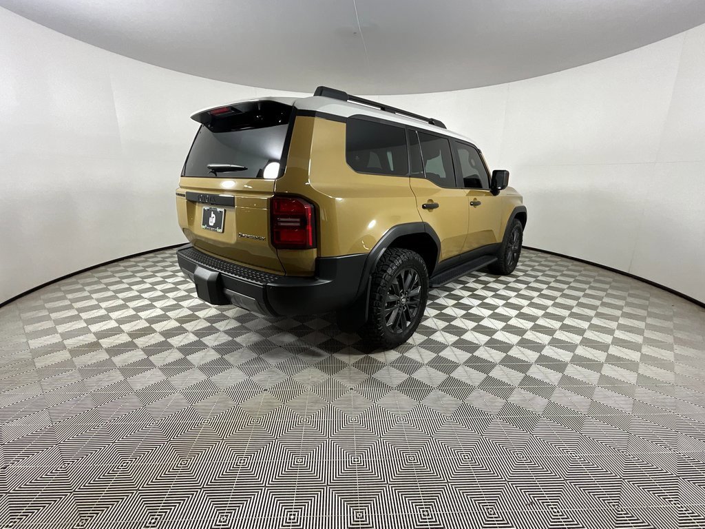 Used 2024 Toyota Land Cruiser image 4