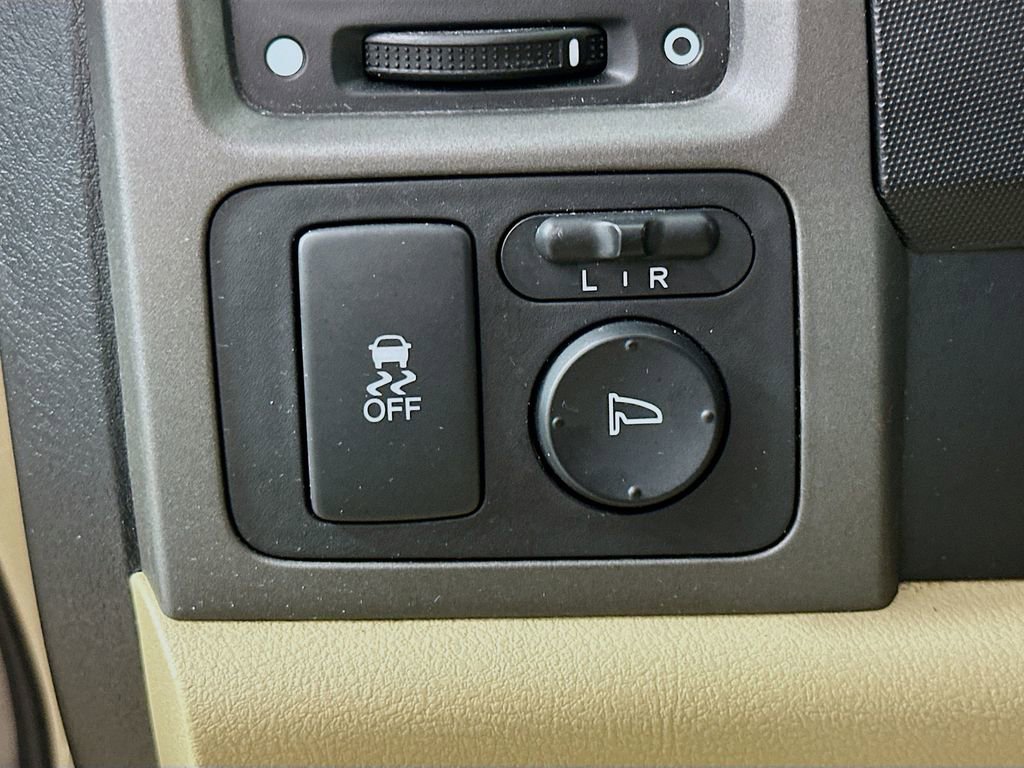 Used 2010 Honda CR-V LX image 12
