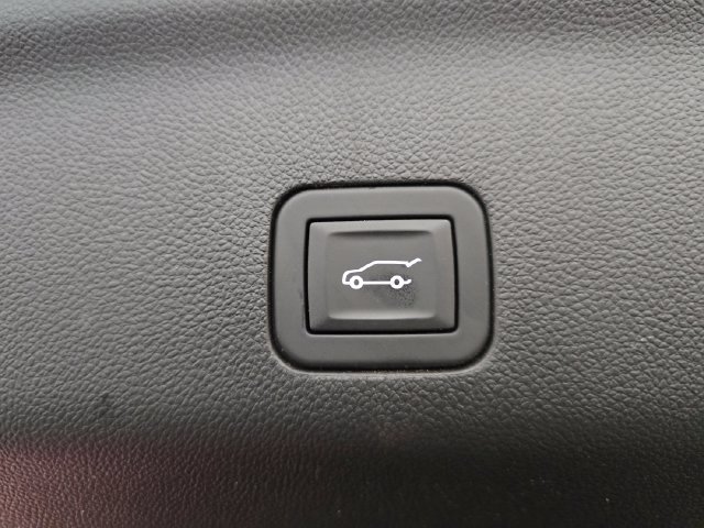 Used 2026 GMC Yukon XL Elevation AWD/4WD image 36