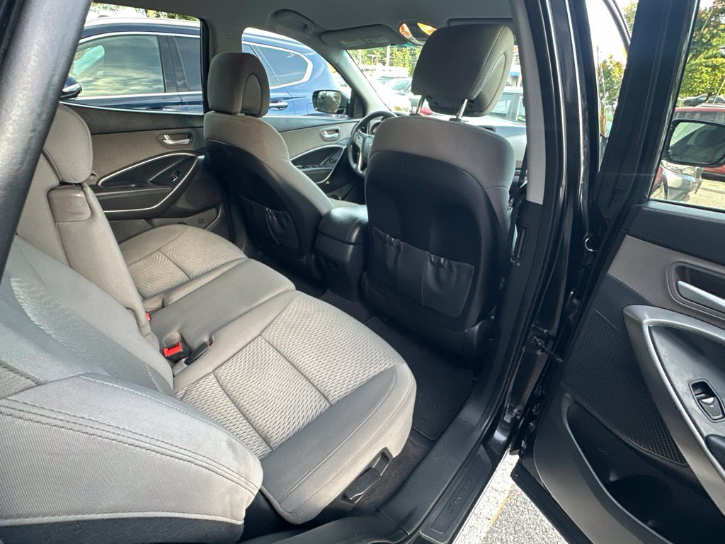 Used 2017 Hyundai Santa Fe Sport FWD image 31